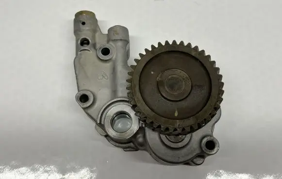 Mitsubishi Pajero Oil pump ME201735