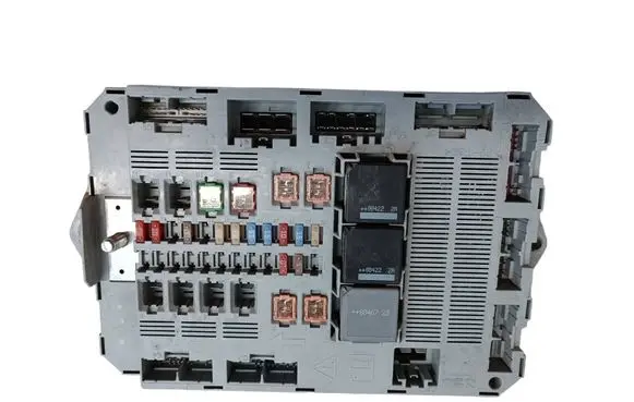 Jaguar XF Fuse module 9X2314B476BC 73409724