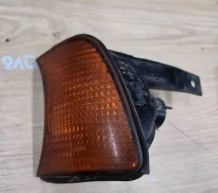 BMW 5 E39 Front indicator light 1384033 155041 42760R6