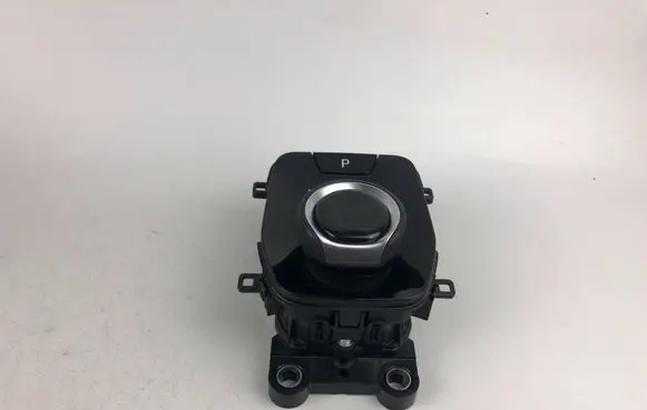 Gear shifter/selector