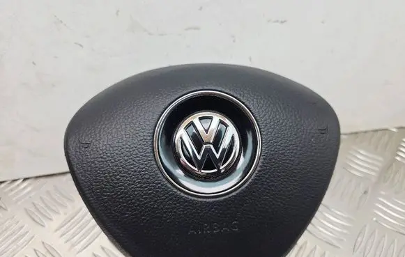 Volkswagen e-Golf Steering wheel airbag 5G0880201S 621304201