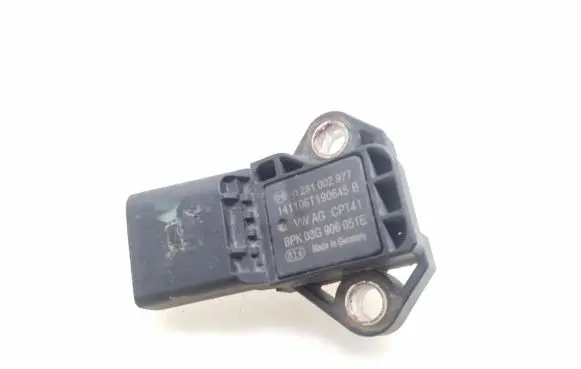 Volkswagen Golf VI Air pressure sensor 03G906051E