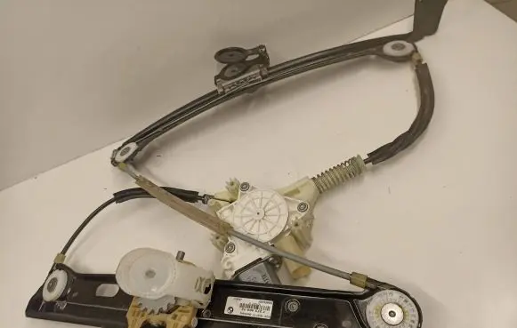 BMW 6 F06 Gran coupe Rear door window regulator with motor 7304522 840311624A 3110163S4411A