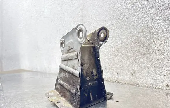 Opel Zafira B Front bumper shock/impact absorber 196T484