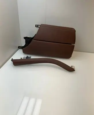 BMW 5 F10 F11 Armrest 9216894 550228103007372 6524284