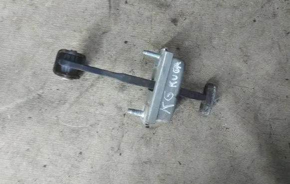 Ford Kuga I Rear door check strap stopper 5173991 3m51p23500