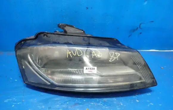 Audi A3 S3 8P Headlight/headlamp 8P0941004