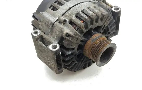 Infiniti Q50 Generator/alternator A6519062500 315004399 261473C