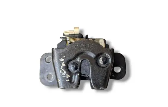 Hyundai Tucson JM Tailgate/trunk/boot lock/catch/latch 87130-2E000