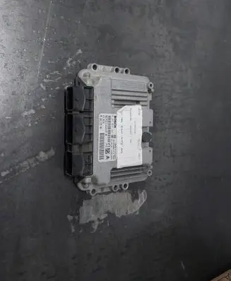 Citroen C4 I Engine control unit/module 9664257580 0281013332 EDC16C34