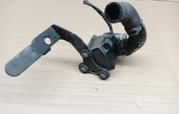 Skoda Yeti (5L) Electric auxiliary coolant/water pump 5N0965561 701713080 12T0170613