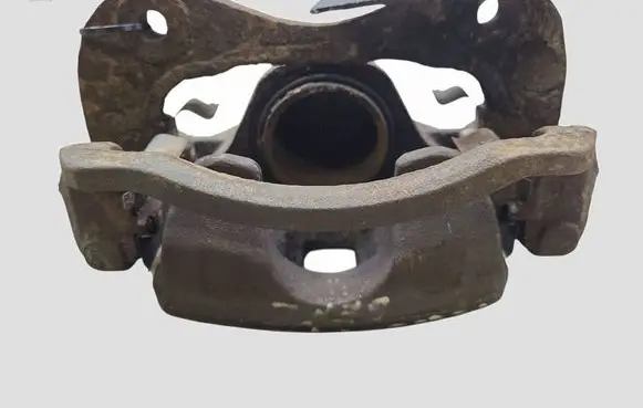 Hyundai Tucson JM Front brake caliper