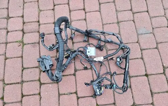 Opel Astra J Engine installation wiring loom 13404413