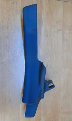 Volvo V70 (B) pillar trim (bottom)