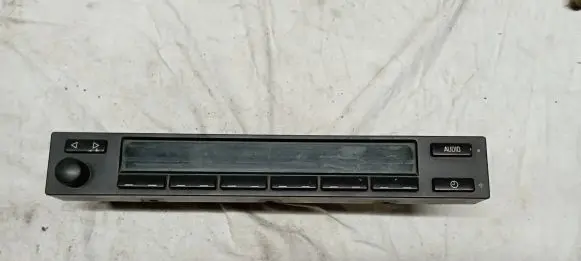 BMW 5 E39 Screen/display/small screen 7608709040