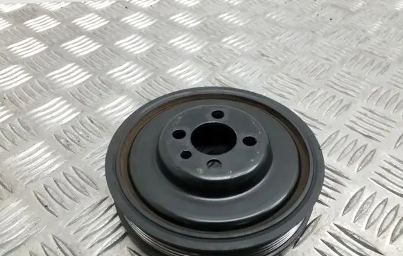 Skoda Superb B6 (3T) Crankshaft pulley 038105243M