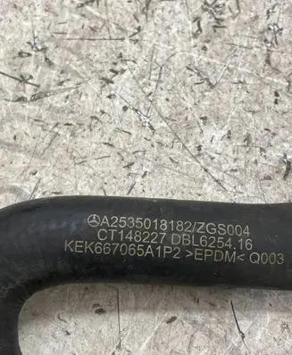 Mercedes-Benz GLC X253 C253 Engine coolant pipe/hose A2535018182 CT148227