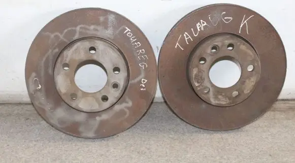 Volkswagen Touareg I Front brake disc