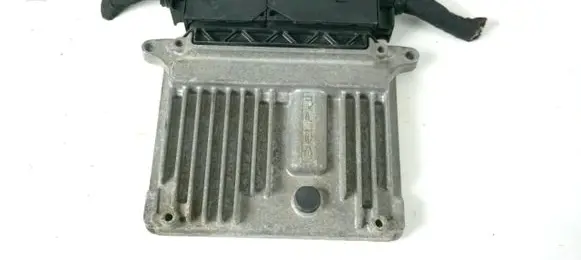 Mercedes-Benz C W204 Engine control unit/module ECU A6461504472 A0054467340