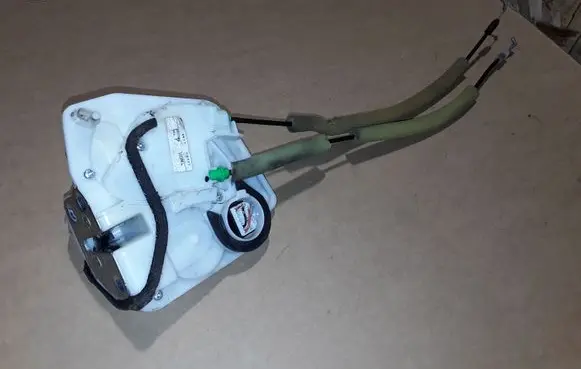 Mazda 3 II Rear door lock 9K27C0317