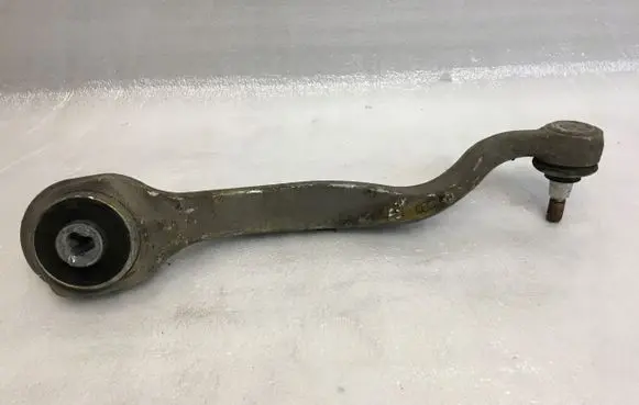 Mercedes-Benz E W212 Front control arm
