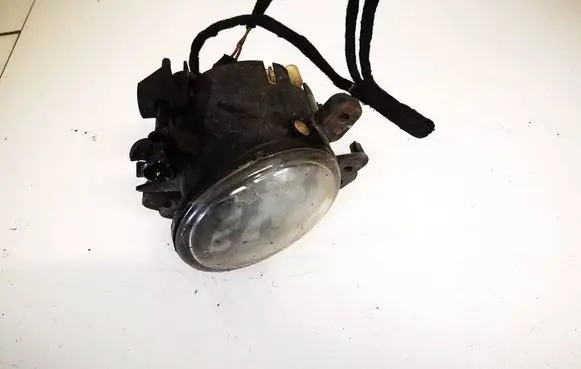 Mercedes-Benz B W245 Front fog light a2518200756 0305076001