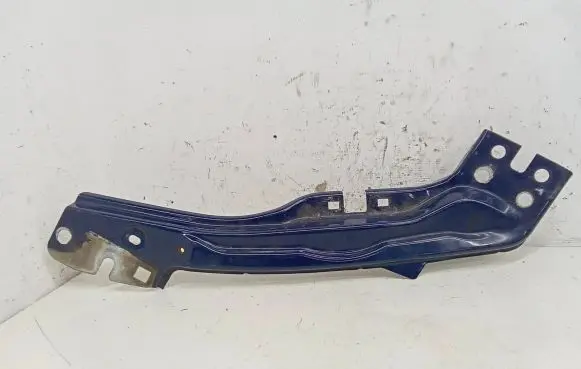 Headlight/headlamp mounting bracket
