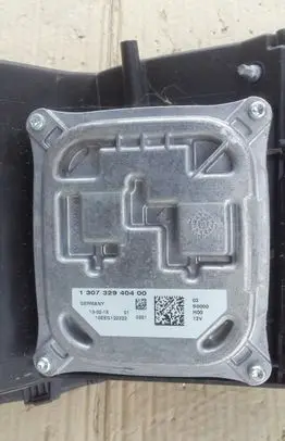 Peugeot 308 Xenon control unit/module 130732940400