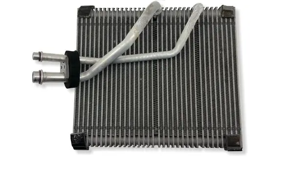 Volkswagen Touareg II Air conditioning (A/C) radiator (interior) 7P0820101B 52434459