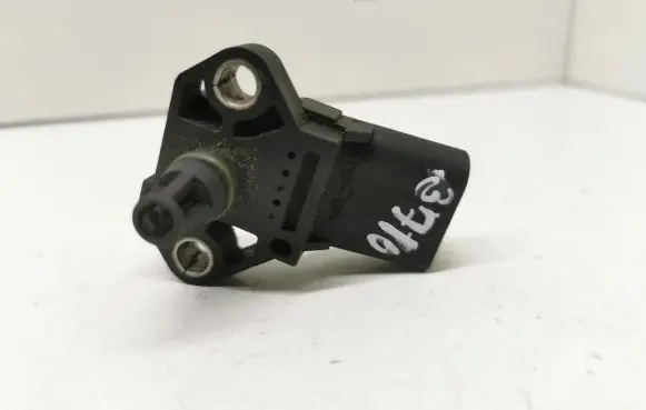 Volkswagen PASSAT B5 Air pressure sensor 0281002401
