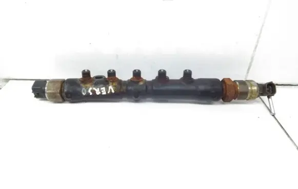 Toyota Corolla Verso AR10 Fuel main line pipe