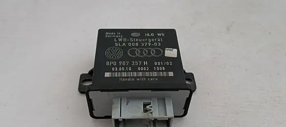 Audi Q7 4L Light module LCM 8P0907357H