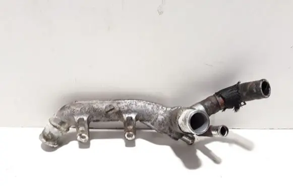 Suzuki Grand Vitara II Engine coolant pipe/hose