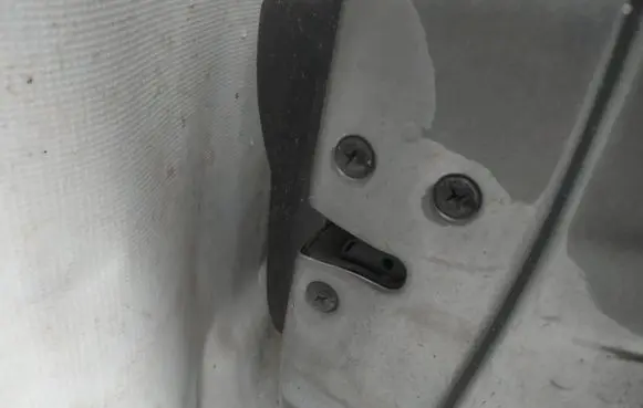 Hyundai Getz Front door lock