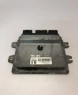 Nissan Juke I F15 Engine control unit/module MEC940140