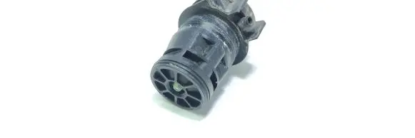 Mazda 3 I Windscreen/windshield washer pump 8603102451