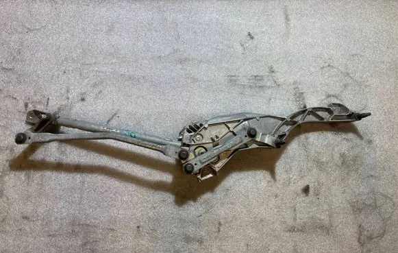 Mercedes-Benz E W211 Front wiper linkage a2118201040 2118201040