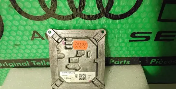 Audi A5 8T 8F LED ballast control module 1307329218