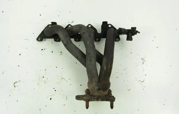 Volkswagen Golf IV Exhaust manifold 