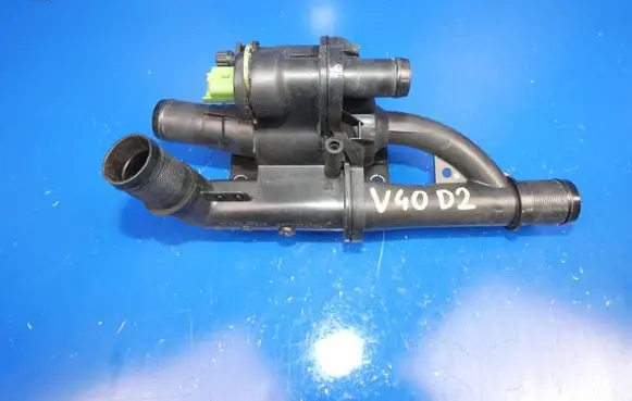 Thermostat/thermostat housing
