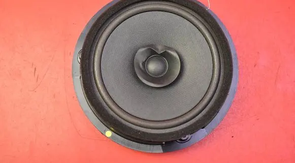 Suzuki Ignis Subwoofer speaker 39102-74P00