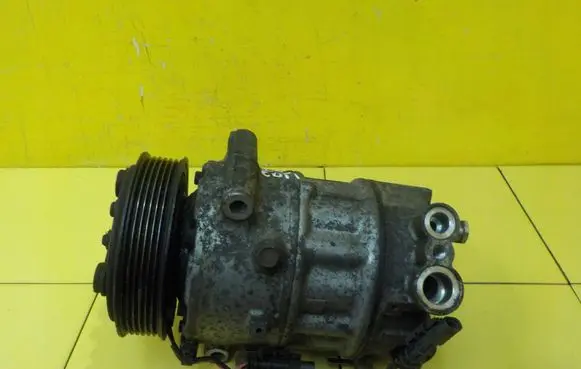 Opel Insignia A Air conditioning (A/C) compressor (pump) 13314473 A20DTH