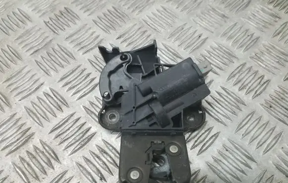 Audi A4 S4 B8 8K Tailgate/trunk/boot lock/catch/latch 4F5827505C