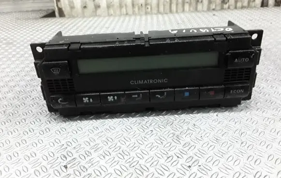 Skoda Octavia Mk1 (1U) Climate control unit