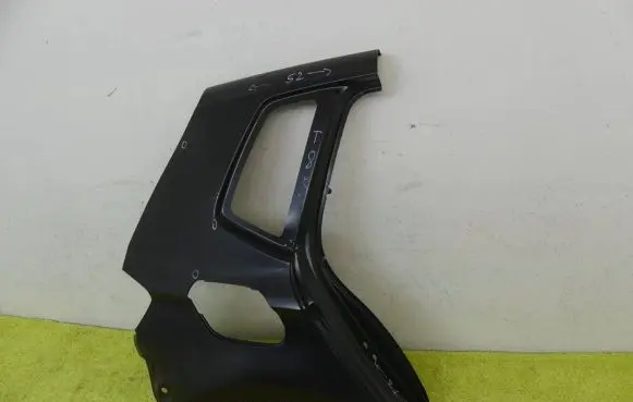 Volkswagen Golf Sportsvan Rear quarter panel 
