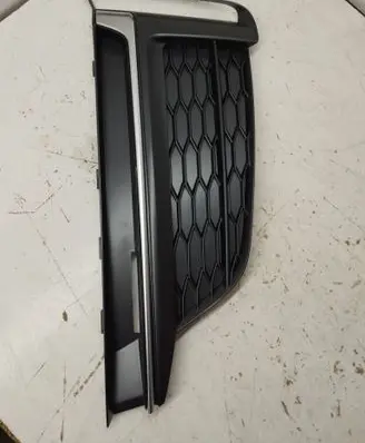 Audi A5 Front bumper lower grill 8W6807682F