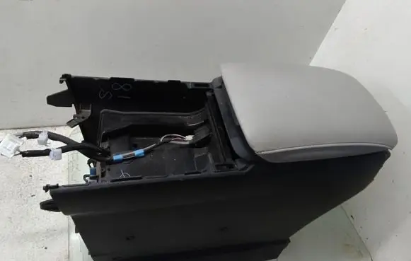 Lexus RX 450H Other center console (tunnel) element