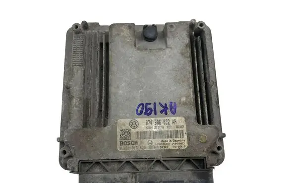 Volkswagen Crafter Engine control unit/module ECU 074906032AH 0281013826