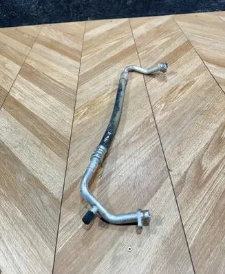 Nissan Navara D23 Air conditioning (A/C) pipe/hose 924804kj0c
