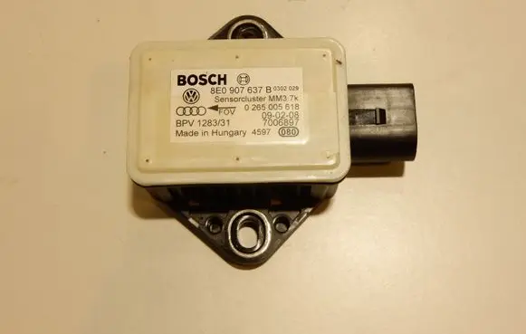 Audi A6 S6 C6 4F ESP acceleration yaw rate sensor 8E0907637B 5299